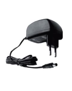 LED-ajuri 12V 12W pistokkeella ja DC-liittimellä Cabinet Linear -kaappivalaisimelle